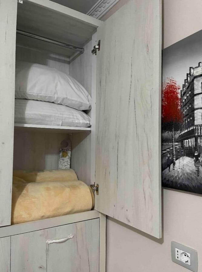 Warm Apartment In The Center Of Tirana City Exterior foto