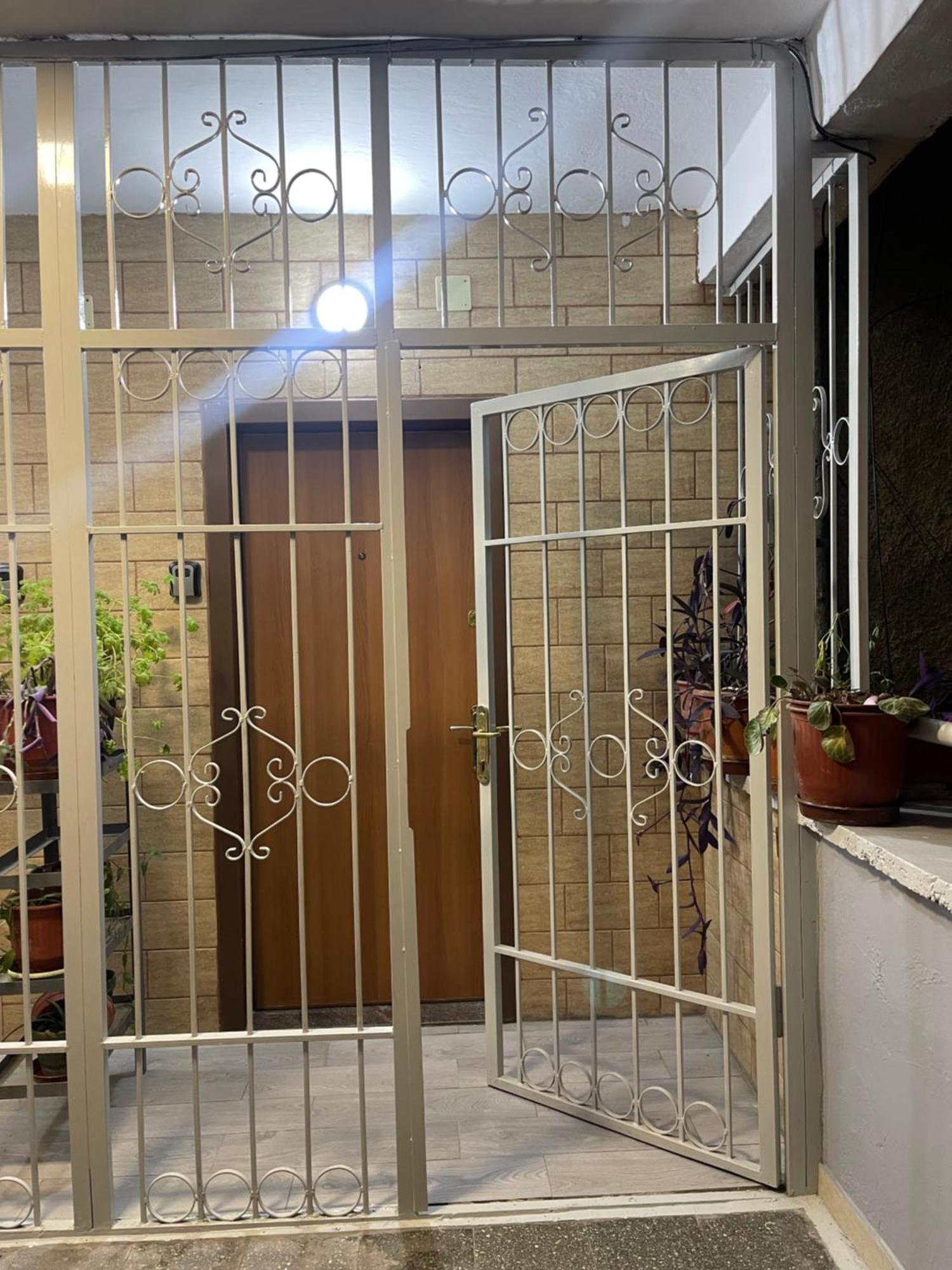 Warm Apartment In The Center Of Tirana City Exterior foto